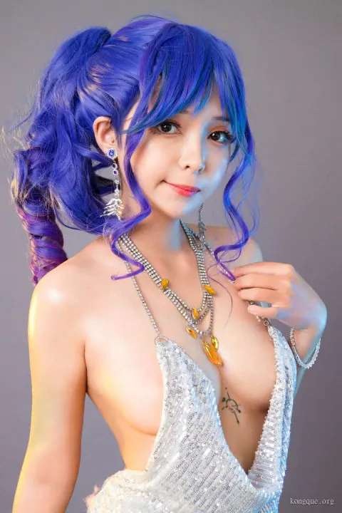 Umeko J(越南) – 全套217期&随包视频[279.3G-2026.9]-秀人网